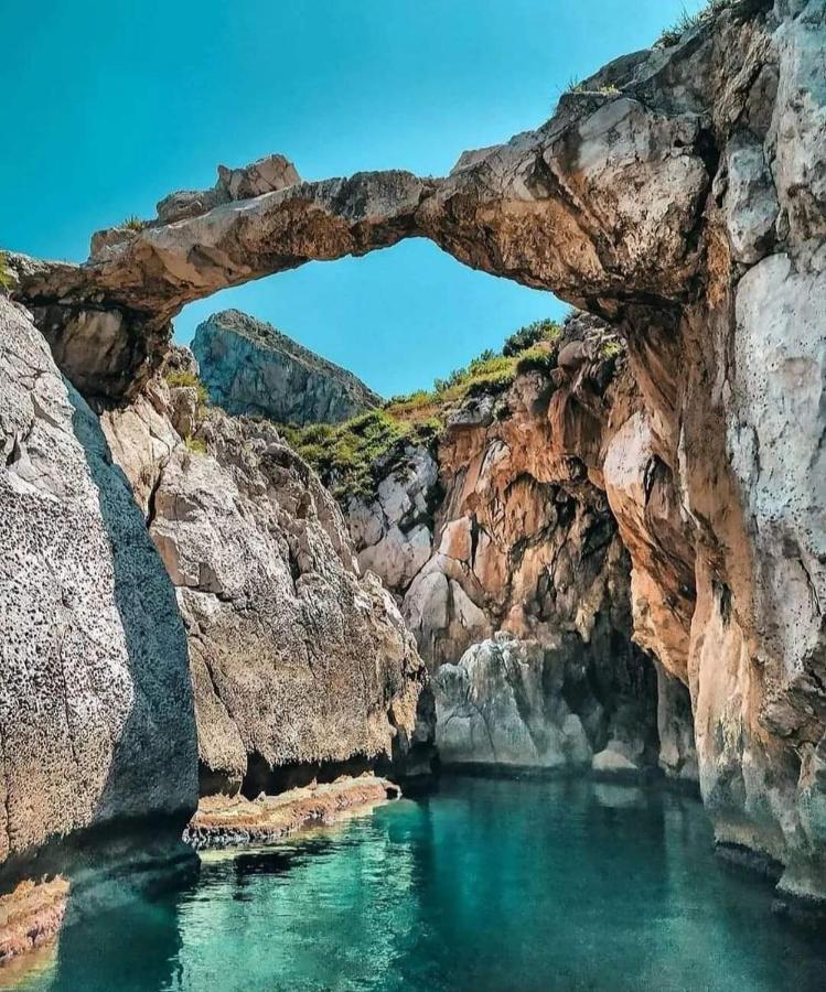 La Casetta Di Marianne Santa Flavia Esterno foto