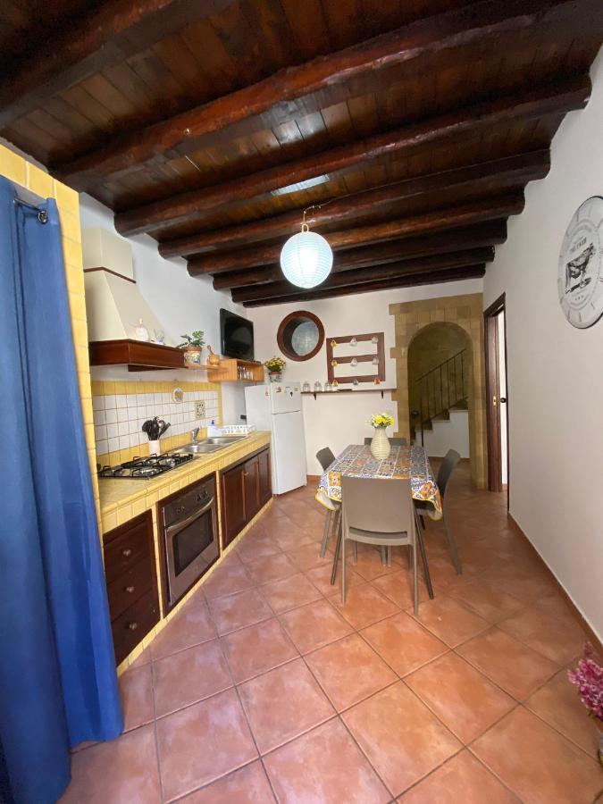 La Casetta Di Marianne Santa Flavia Esterno foto